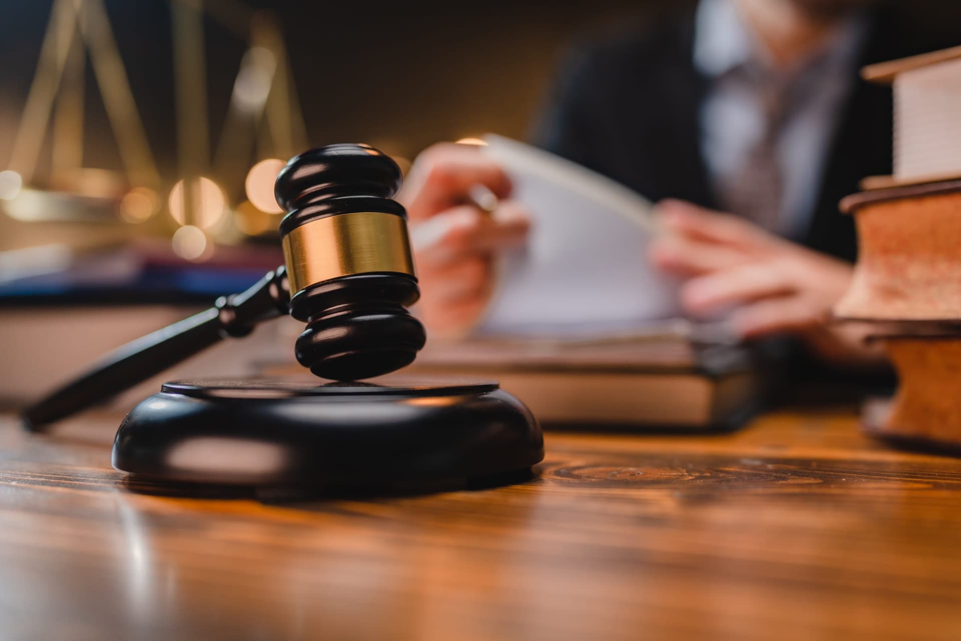 tribunal justice procès
